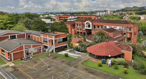 Dos edificios nuevos en la universidad